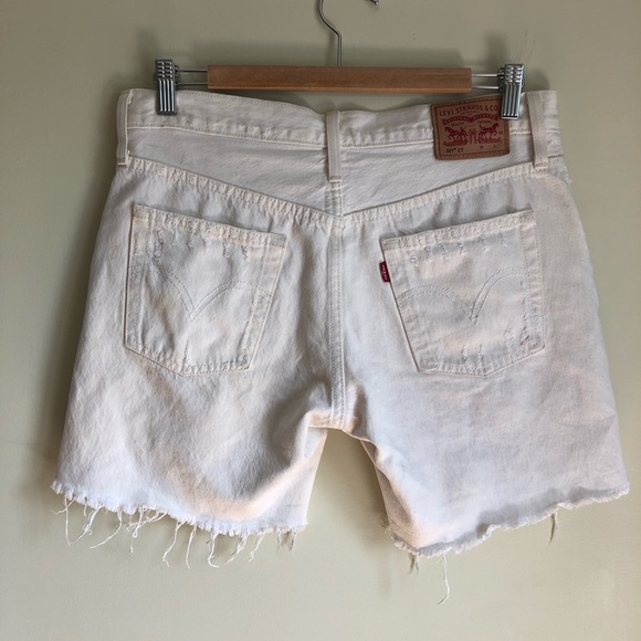 Levi's | Shorts | Levis 5 White Distressed Cut Off Jean Shorts Bottoms |  Poshmark